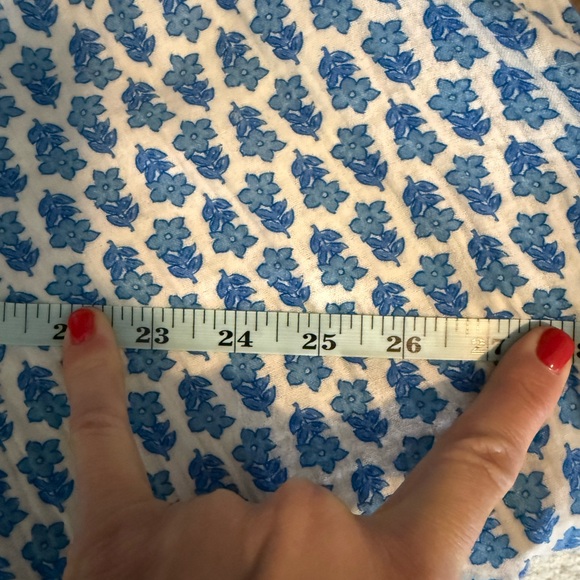 Vineyard Vines flowy floral blouse • Women’s medium - Picture 6 of 6